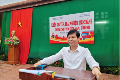 TĂNG CƯỜNG CÔNG TÁC PHỔ BIẾN, GIÁO DỤC PHÁP LUẬT VỀ AN TOÀN GIAO THÔNG; PHÒNG CHÁY, CHỮA CHÁY, CỨU NẠN  CỨU HỘ CHO CÁN BỘ, GIÁO VIÊN VÀ HỌC SINH  TRƯỜNG TIỂU HỌC TRỰC CƯỜNG